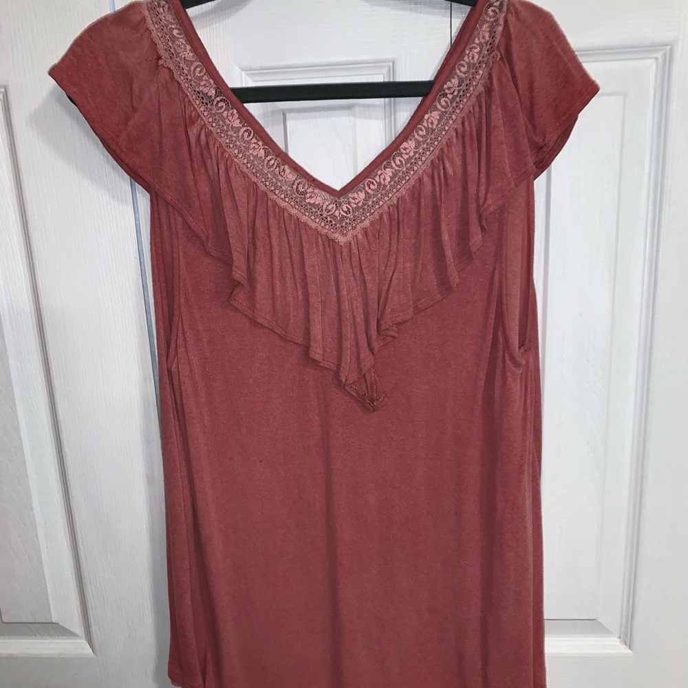 Buckel top